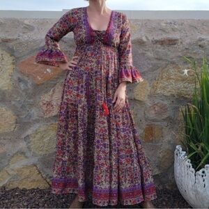 💙3 for$20💙 Elegant Floral Maxi Dress with Bell Sleeves